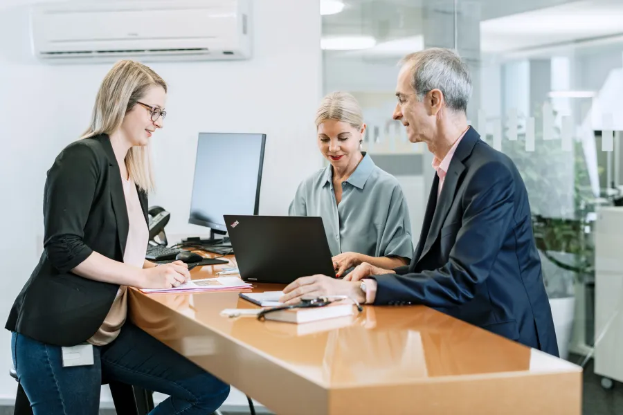 Besprechung zwischen SVA Mitarbeitenden